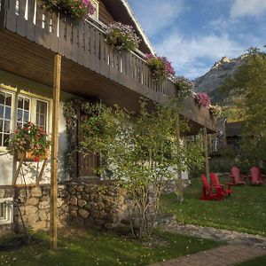 Northland Lodge